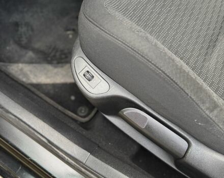 Черный Пежо 308, объемом двигателя 1.6 л и пробегом 152 тыс. км за 6200 $, фото 7 на Automoto.ua