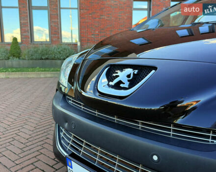 Черный Пежо 308, объемом двигателя 1.56 л и пробегом 256 тыс. км за 4999 $, фото 12 на Automoto.ua