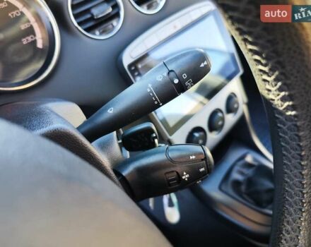 Пежо 308 2009 в Львове на Automoto.ua Черный Пежо 308, объемом двигателя 1.6 л и пробегом 240 тыс. км за 5250 $, фото 19 на Automoto.ua