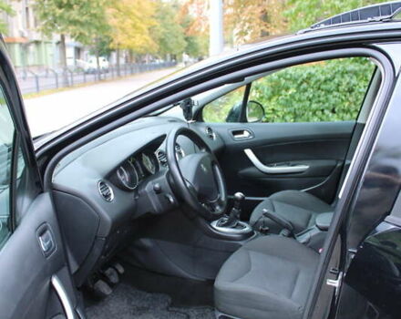 Чорний Пежо 308, об'ємом двигуна 1.4 л та пробігом 265 тис. км за 4299 $, фото 7 на Automoto.ua