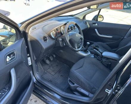 Чорний Пежо 308, об'ємом двигуна 1.6 л та пробігом 236 тис. км за 5800 $, фото 12 на Automoto.ua