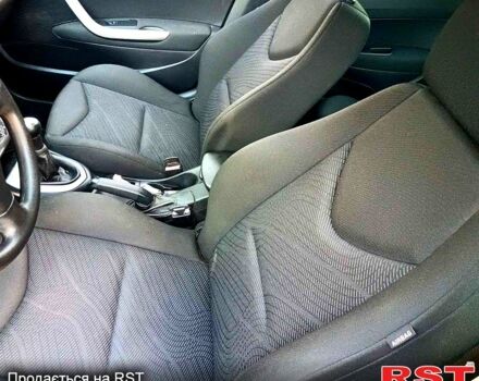 Черный Пежо 308, объемом двигателя 1.6 л и пробегом 250 тыс. км за 4950 $, фото 6 на Automoto.ua