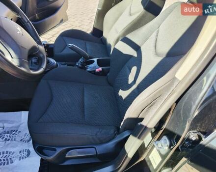 Пежо 308 2009 в Львове на Automoto.ua Черный Пежо 308, объемом двигателя 1.6 л и пробегом 240 тыс. км за 5250 $, фото 29 на Automoto.ua