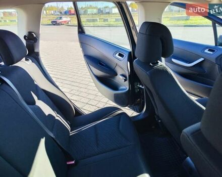 Пежо 308 2009 в Львове на Automoto.ua Черный Пежо 308, объемом двигателя 1.6 л и пробегом 240 тыс. км за 5250 $, фото 44 на Automoto.ua