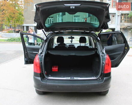 Чорний Пежо 308, об'ємом двигуна 1.4 л та пробігом 265 тис. км за 4299 $, фото 3 на Automoto.ua