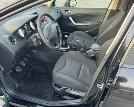 Черный Пежо 308, объемом двигателя 1.6 л и пробегом 248 тыс. км за 4999 $, фото 17 на Automoto.ua