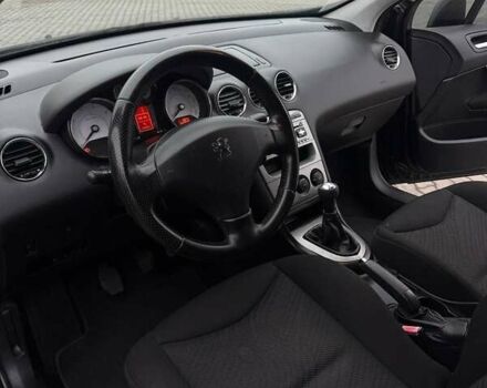 Чорний Пежо 308, об'ємом двигуна 1.6 л та пробігом 237 тис. км за 5900 $, фото 3 на Automoto.ua