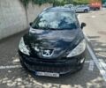 Черный Пежо 308, объемом двигателя 1.6 л и пробегом 299 тыс. км за 5000 $, фото 1 на Automoto.ua