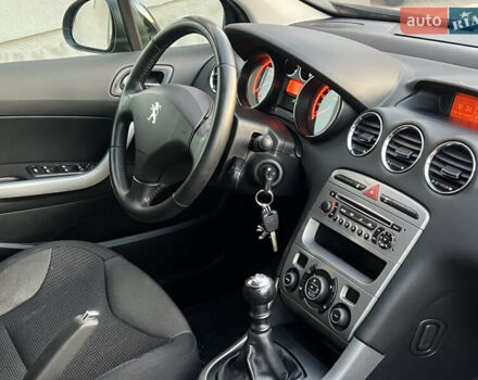Чорний Пежо 308, об'ємом двигуна 1.6 л та пробігом 270 тис. км за 6199 $, фото 43 на Automoto.ua