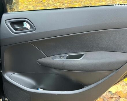 Черный Пежо 308, объемом двигателя 1.6 л и пробегом 220 тыс. км за 6390 $, фото 17 на Automoto.ua