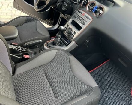 Чорний Пежо 308, об'ємом двигуна 1.6 л та пробігом 168 тис. км за 5800 $, фото 6 на Automoto.ua