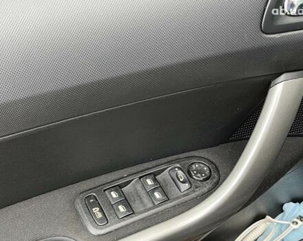 Черный Пежо 308, объемом двигателя 1.6 л и пробегом 220 тыс. км за 6390 $, фото 23 на Automoto.ua