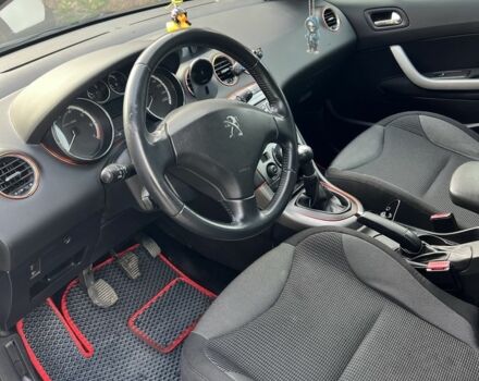 Чорний Пежо 308, об'ємом двигуна 1.6 л та пробігом 168 тис. км за 5800 $, фото 8 на Automoto.ua