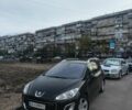 Черный Пежо 308, объемом двигателя 1.6 л и пробегом 183 тыс. км за 6548 $, фото 1 на Automoto.ua