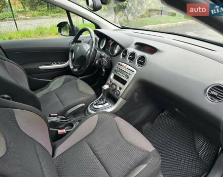 Черный Пежо 308, объемом двигателя 1.6 л и пробегом 161 тыс. км за 6499 $, фото 37 на Automoto.ua