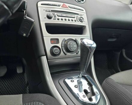 Черный Пежо 308, объемом двигателя 1.6 л и пробегом 161 тыс. км за 6499 $, фото 21 на Automoto.ua