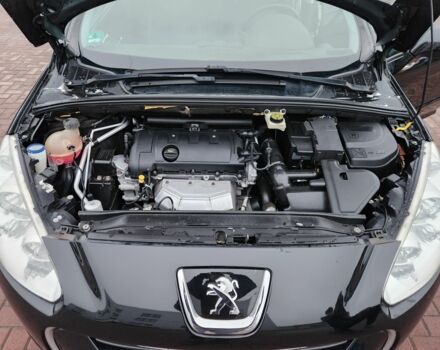 Черный Пежо 308, объемом двигателя 1.6 л и пробегом 173 тыс. км за 5600 $, фото 7 на Automoto.ua