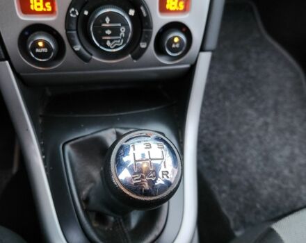 Черный Пежо 308, объемом двигателя 1.6 л и пробегом 173 тыс. км за 5600 $, фото 12 на Automoto.ua