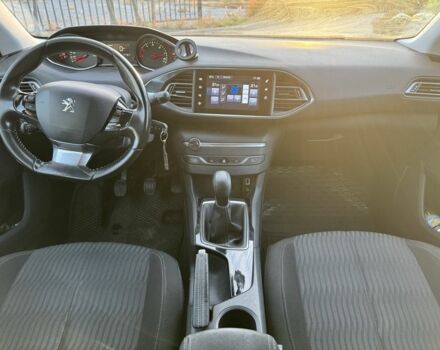 Черный Пежо 308, объемом двигателя 1.56 л и пробегом 286 тыс. км за 9500 $, фото 4 на Automoto.ua