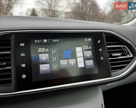 Чорний Пежо 308, об'ємом двигуна 2 л та пробігом 211 тис. км за 11900 $, фото 49 на Automoto.ua