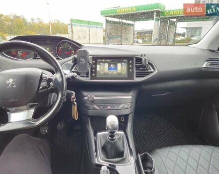 Пежо 308 2014 в Ивано-Франковске на Automoto.ua Черный Пежо 308, объемом двигателя 1.56 л и пробегом 218 тыс. км за 8600 $, фото 10 на Automoto.ua