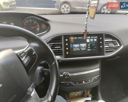 Черный Пежо 308, объемом двигателя 1.56 л и пробегом 320 тыс. км за 9001 $, фото 8 на Automoto.ua