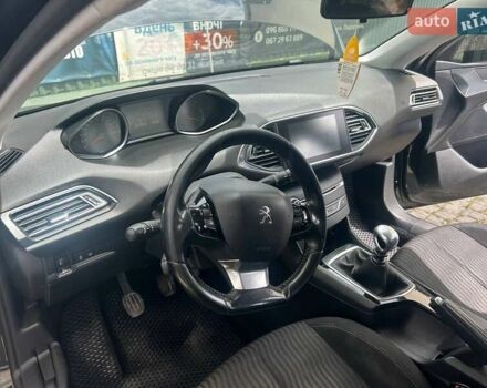 Чорний Пежо 308, об'ємом двигуна 1.56 л та пробігом 265 тис. км за 7600 $, фото 1 на Automoto.ua