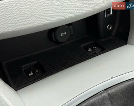 Черный Пежо 308, объемом двигателя 2 л и пробегом 211 тыс. км за 11999 $, фото 31 на Automoto.ua