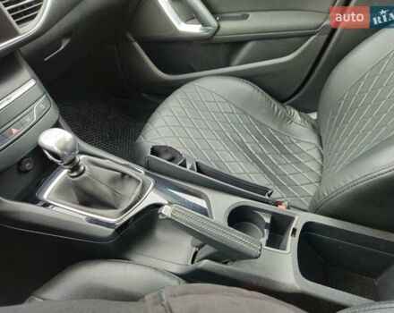 Пежо 308 2014 в Ивано-Франковске на Automoto.ua Черный Пежо 308, объемом двигателя 1.56 л и пробегом 218 тыс. км за 8600 $, фото 8 на Automoto.ua