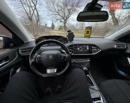 Чорний Пежо 308, об'ємом двигуна 2 л та пробігом 257 тис. км за 11199 $, фото 9 на Automoto.ua