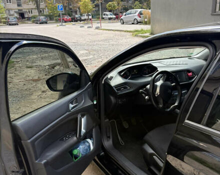 Чорний Пежо 308, об'ємом двигуна 1.56 л та пробігом 235 тис. км за 8500 $, фото 21 на Automoto.ua
