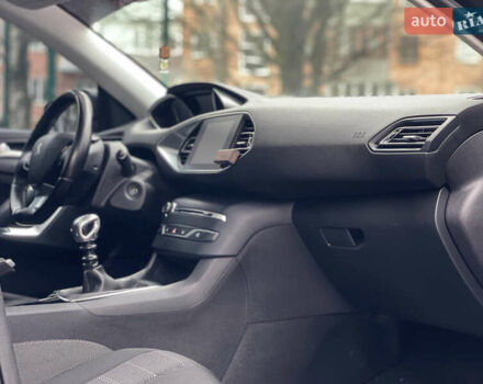 Чорний Пежо 308, об'ємом двигуна 1.6 л та пробігом 153 тис. км за 9200 $, фото 21 на Automoto.ua