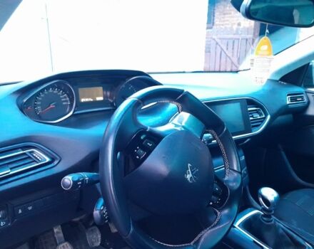 Черный Пежо 308, объемом двигателя 1.6 л и пробегом 241 тыс. км за 8600 $, фото 4 на Automoto.ua