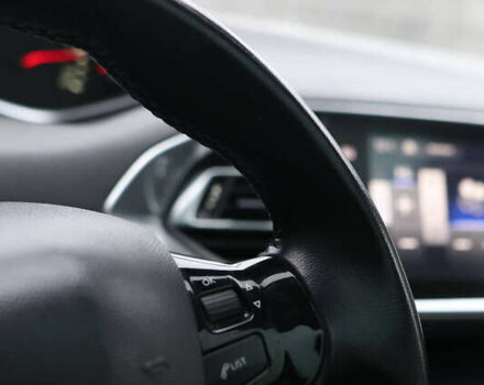 Черный Пежо 308, объемом двигателя 1.56 л и пробегом 279 тыс. км за 7100 $, фото 12 на Automoto.ua