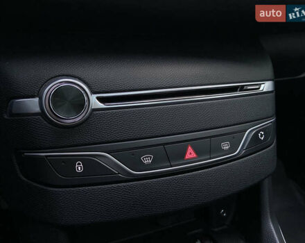 Чорний Пежо 308, об'ємом двигуна 2 л та пробігом 224 тис. км за 12200 $, фото 42 на Automoto.ua