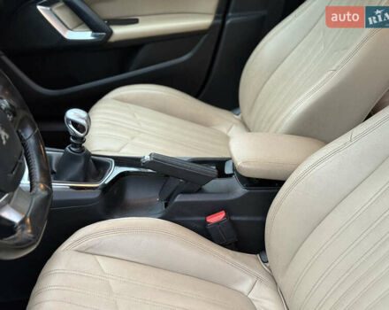 Черный Пежо 308, объемом двигателя 1.56 л и пробегом 198 тыс. км за 5799 $, фото 23 на Automoto.ua