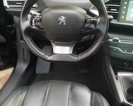 Чорний Пежо 308, об'ємом двигуна 1.6 л та пробігом 184 тис. км за 12000 $, фото 4 на Automoto.ua