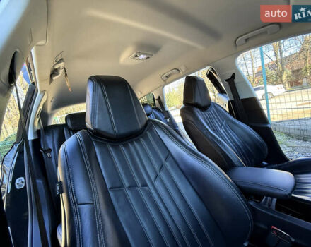 Черный Пежо 308, объемом двигателя 1.56 л и пробегом 200 тыс. км за 10999 $, фото 24 на Automoto.ua