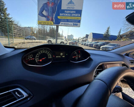 Черный Пежо 308, объемом двигателя 1.56 л и пробегом 200 тыс. км за 10999 $, фото 44 на Automoto.ua