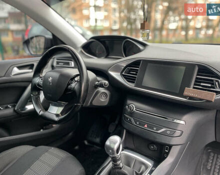 Чорний Пежо 308, об'ємом двигуна 1.6 л та пробігом 153 тис. км за 9200 $, фото 27 на Automoto.ua