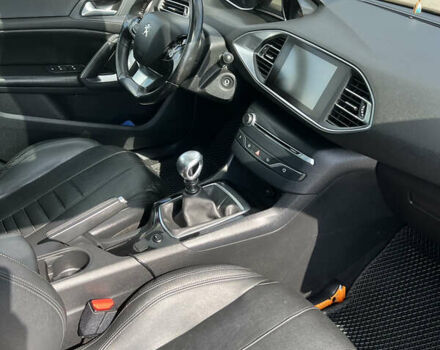 Чорний Пежо 308, об'ємом двигуна 1.56 л та пробігом 280 тис. км за 7700 $, фото 24 на Automoto.ua
