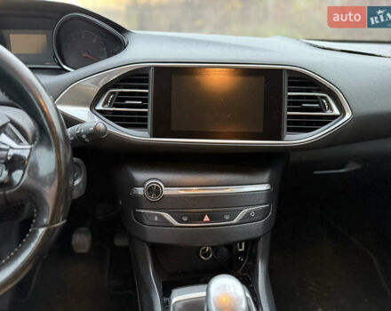 Черный Пежо 308, объемом двигателя 1.56 л и пробегом 198 тыс. км за 5799 $, фото 18 на Automoto.ua