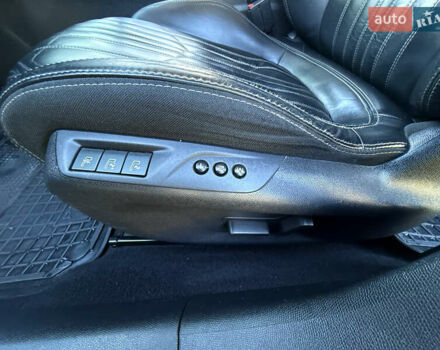 Черный Пежо 308, объемом двигателя 1.56 л и пробегом 200 тыс. км за 10999 $, фото 58 на Automoto.ua