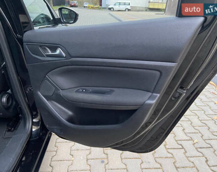 Чорний Пежо 308, об'ємом двигуна 2 л та пробігом 224 тис. км за 12200 $, фото 44 на Automoto.ua