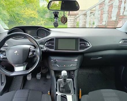 Чорний Пежо 308, об'ємом двигуна 1.6 л та пробігом 199 тис. км за 10100 $, фото 33 на Automoto.ua