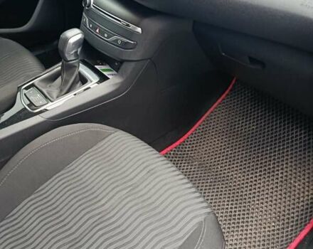 Чорний Пежо 308, об'ємом двигуна 1.56 л та пробігом 163 тис. км за 10400 $, фото 34 на Automoto.ua