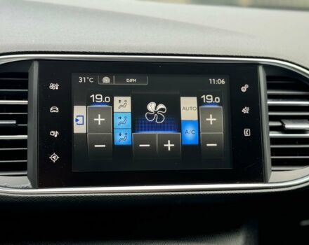 Черный Пежо 308, объемом двигателя 1.6 л и пробегом 255 тыс. км за 8590 $, фото 16 на Automoto.ua