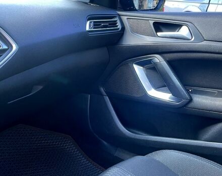 Чорний Пежо 308, об'ємом двигуна 1.6 л та пробігом 324 тис. км за 7700 $, фото 5 на Automoto.ua