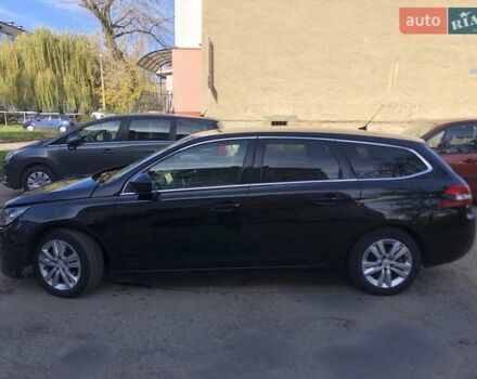 Черный Пежо 308, объемом двигателя 1.56 л и пробегом 190 тыс. км за 6999 $, фото 4 на Automoto.ua