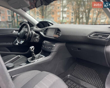 Чорний Пежо 308, об'ємом двигуна 1.6 л та пробігом 153 тис. км за 9200 $, фото 19 на Automoto.ua